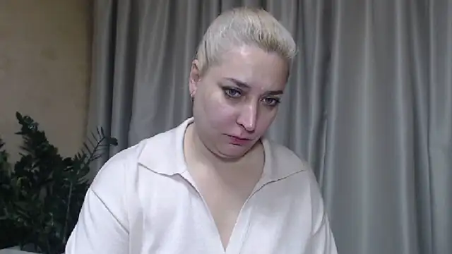 sweetpussy13 online show from 9, 10, 2025