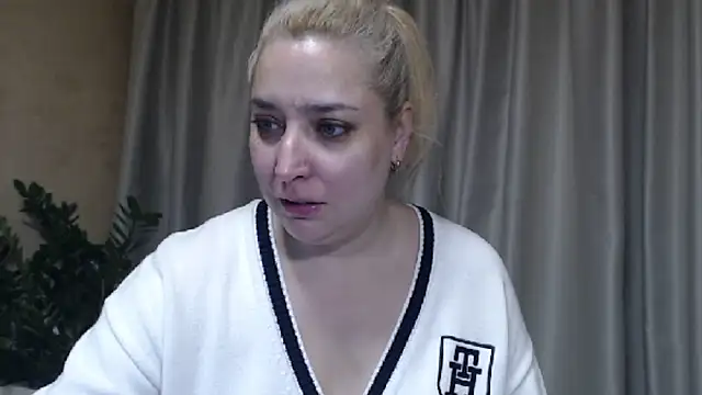 sweetpussy13 online show from 22, 11, 2025