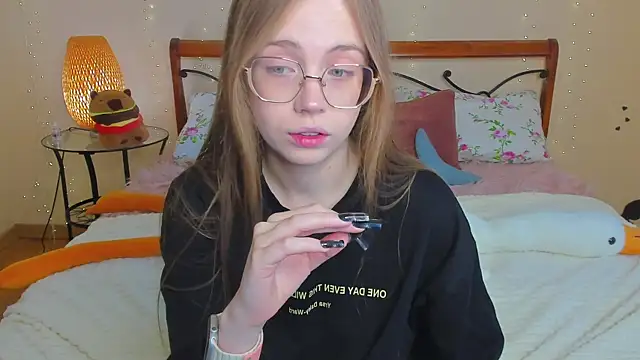 miya soft online show from 25, 5, 2026
