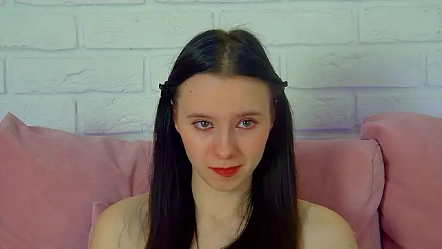 Snapshot of ArinaKubrick chatting on 6, 2, 2026 ArinaKubrick online show from 6, 2, 2026