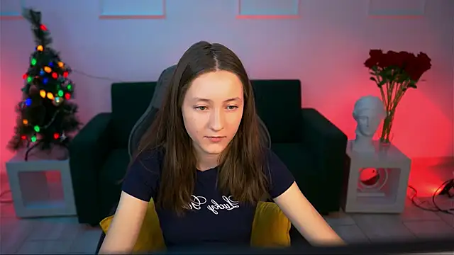 LuluPatterson online show from 15, 12, 2025