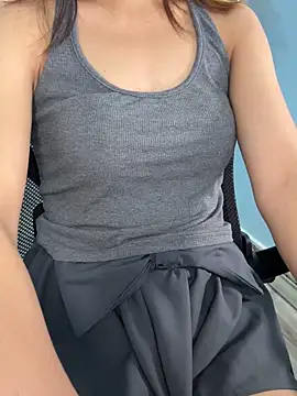 Chichi 86 online show from 15, 6, 2026