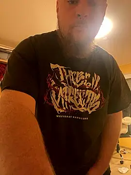 Snapshot of YoursxTruly chatting on 9, 1, 2026 YoursxTruly online show from 9, 1, 2026