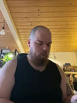 Snapshot of YoursxTruly chatting on 18, 1, 2026 YoursxTruly online show from 18, 1, 2026