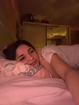 SilkyMira online show from 14, 3, 2026