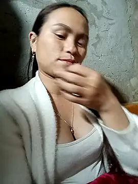 ngaytho004 online show from 4, 3, 2026