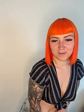 ScarletVixenLive online show from 5, 7, 2026