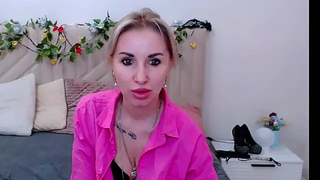 Hanna--Sweet online show from 15, 3, 2026