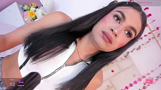 Snapshot of Silvanna-Casstro chatting on 11, 2, 2026 Silvanna-Casstro online show from 11, 2, 2026