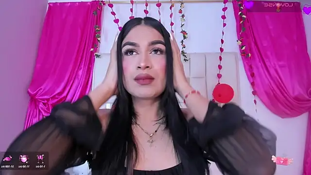 Snapshot of Silvanna-Casstro chatting on 24, 2, 2026 Silvanna-Casstro online show from 24, 2, 2026