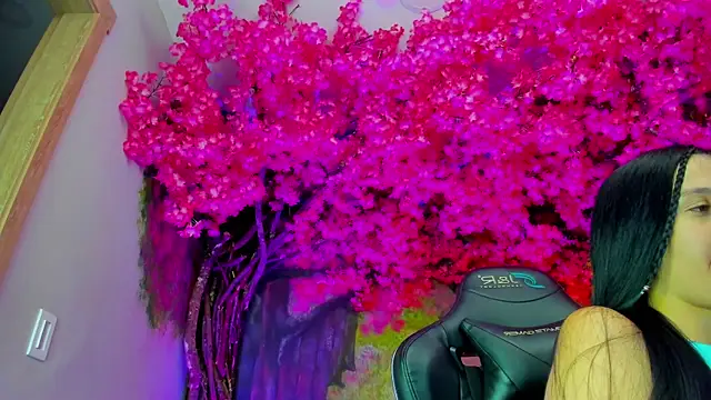 Snapshot of marahanson_ chatting on 15, 1, 2026 marahanson online show from 15, 1, 2026