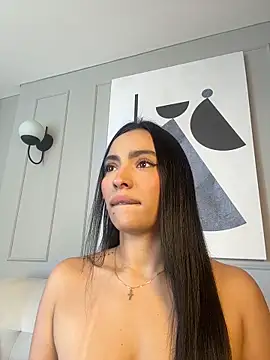 ValeriaTorress  online show from 9, 3, 2026