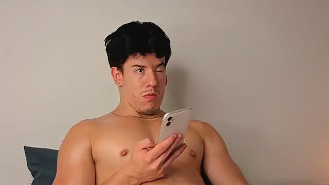 maxxcooper1 online show from 17, 1, 2026