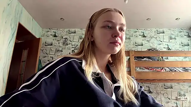 Snapshot of Leifuture chatting on 4, 7, 2026 Leifuture online show from 4, 7, 2026