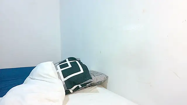 Sthefanyx2 online show from 2, 4, 2026