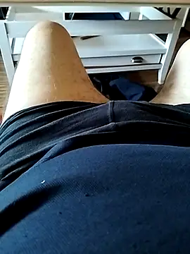 Snapshot of pj_pm90 chatting on 19, 12, 2025 pj pm90 online show from 19, 12, 2025