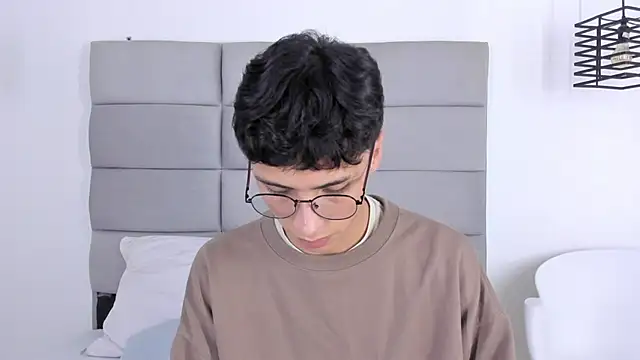 Snapshot of JoshClaarktt chatting on 18, 1, 2026 JoshClaarktt online show from 18, 1, 2026