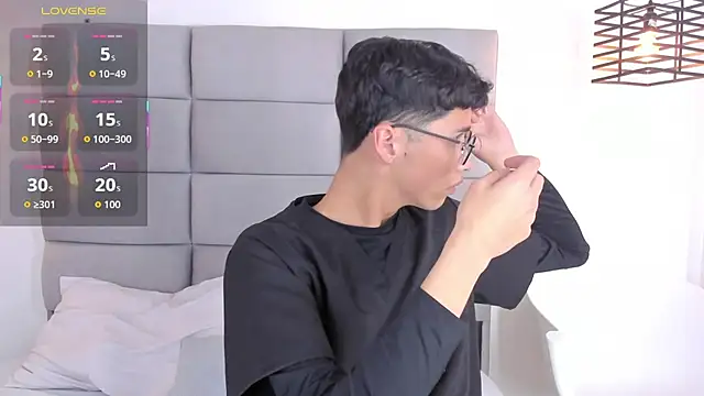 Snapshot of JoshClaarktt chatting on 17, 2, 2026 JoshClaarktt online show from 17, 2, 2026