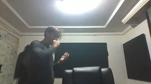 Elmonojojoi98 online show from 6, 3, 2026