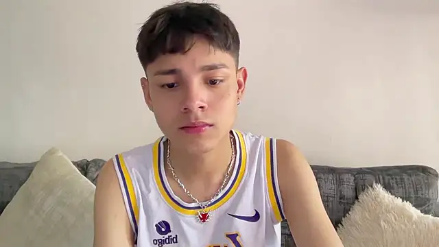 Andy Belier23 online show from 6, 4, 2026