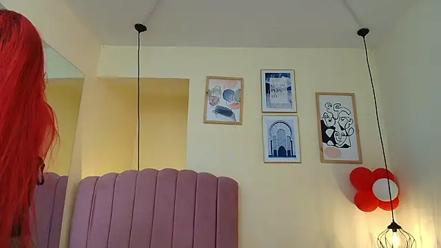 Celestee15  online show from 12, 3, 2026