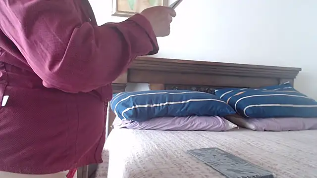 evelynsmithco online show from 30, 3, 2026