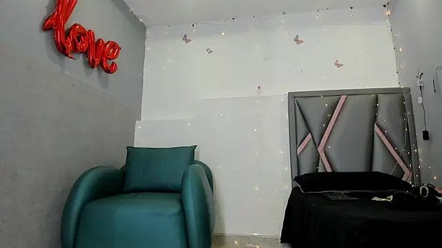 Snapshot of Esterlindez chatting on 21, 7, 2026 Esterlindez online show from 21, 7, 2026