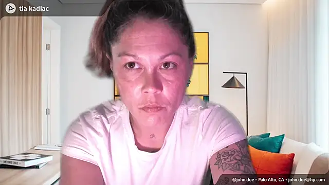 tialuna x69 online show from 13, 1, 2026