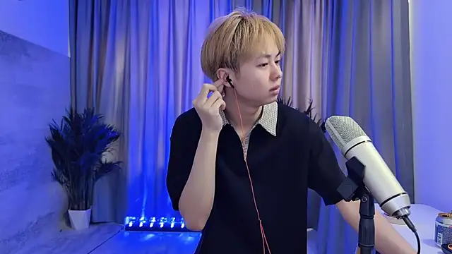 Snapshot of hafabva chatting on 19, 3, 2026 hafabva online show from 19, 3, 2026