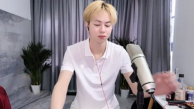 Snapshot of hafabva chatting on 28, 3, 2026 hafabva online show from 28, 3, 2026