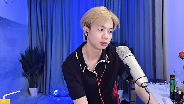 Snapshot of hafabva chatting on 2, 4, 2026 hafabva online show from 2, 4, 2026