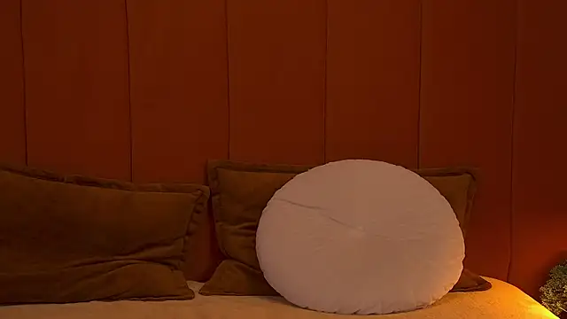 Audrey Eden online show from 17, 12, 2025