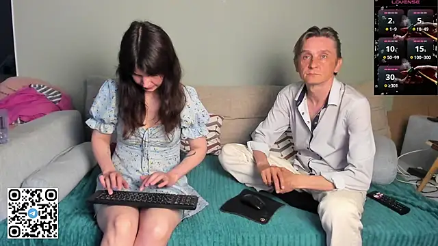 Snapshot of WeliosCouple chatting on 26, 6, 2026 WeliosCouple online show from 26, 6, 2026