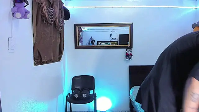 Snapshot of Bull__fit chatting on 1, 2, 2026 Bull fit online show from 1, 2, 2026