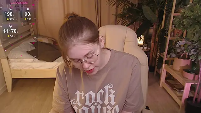 Snapshot of Alison_Doody chatting on 19, 2, 2026 Alison Doody online show from 19, 2, 2026