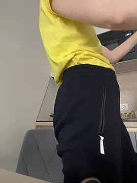 Snapshot of Sensual_Flower chatting on 6, 2, 2026 Sensual Flower online show from 6, 2, 2026