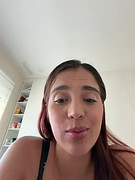 lara beker online show from 27, 4, 2026