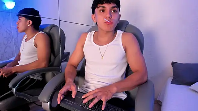 Snapshot of _TaylorBlack chatting on 18, 2, 2026 TaylorBlack online show from 18, 2, 2026