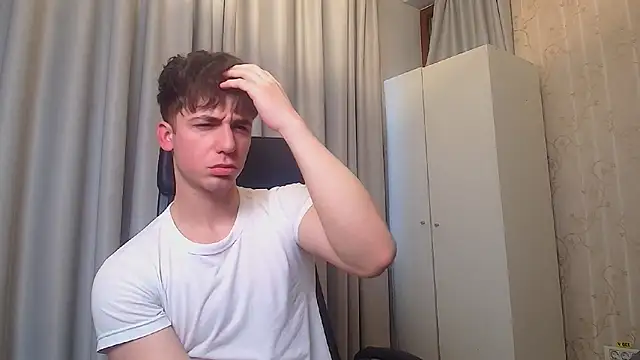 Snapshot of KellenWest chatting on 2, 3, 2026 KellenWest online show from 2, 3, 2026