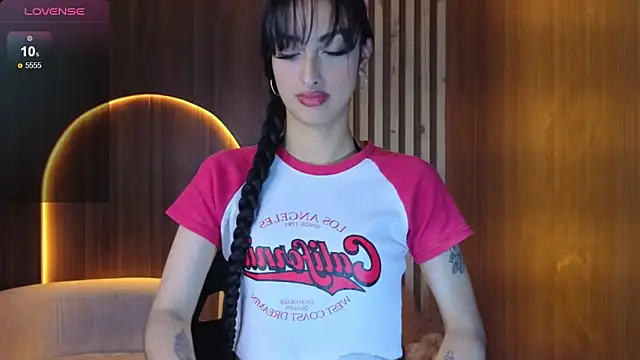 Tifany Tx online show from 25, 2, 2026