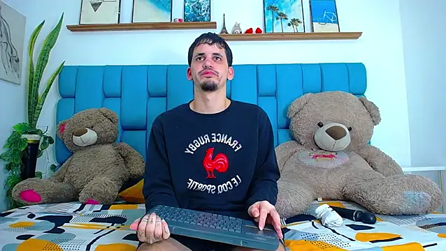 boy Dirty X online show from 13, 3, 2026