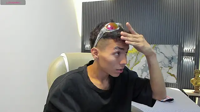 TaylerMiles online show from 15, 1, 2026