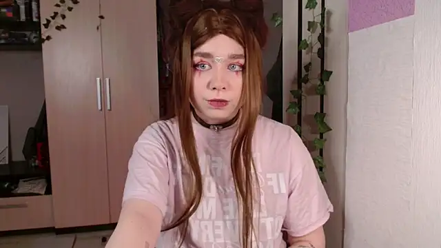 Yuly Soft online show from 18, 12, 2025