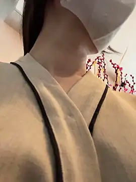 Snapshot of bi_biii chatting on 10, 2, 2026 bi biii online show from 10, 2, 2026