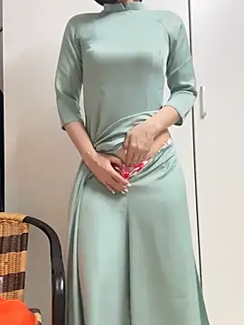 Snapshot of bi_biii chatting on 5, 4, 2026 bi biii online show from 5, 4, 2026