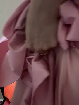 Snapshot of bi_biii chatting on 6, 4, 2026 bi biii online show from 6, 4, 2026