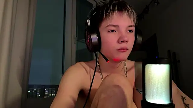 MilesSwanson online show from 22, 12, 2025