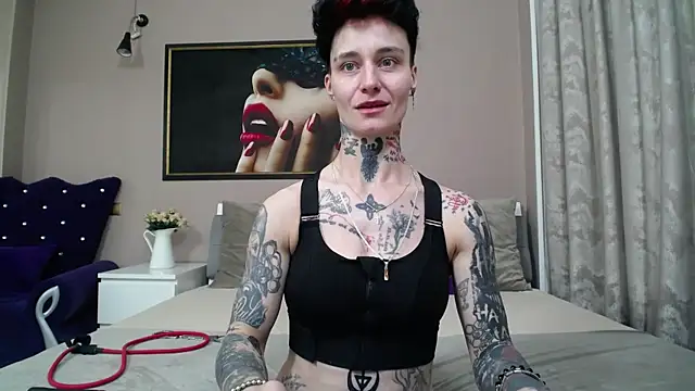 Snapshot of KennyXSX chatting on 8, 5, 2026 KennyXSX online show from 8, 5, 2026