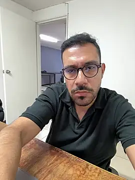 Snapshot of AdrianGarcia89 chatting on 19, 5, 2026 AdrianGarcia89 online show from 19, 5, 2026