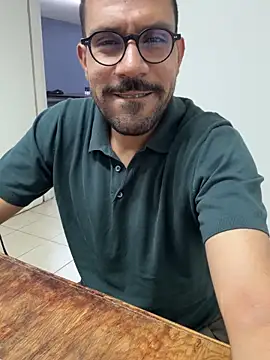 Snapshot of AdrianGarcia89 chatting on 21, 5, 2026 AdrianGarcia89 online show from 21, 5, 2026